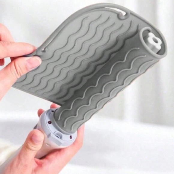 6x8” Silicone Mat Heat Resistant for Hot Hair Tools - Available in White OR Gray - Picture 7 of 9